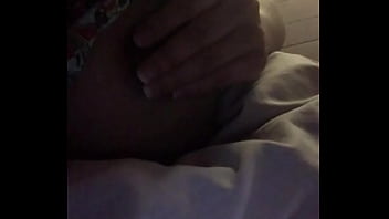 Mexicana toca su teta