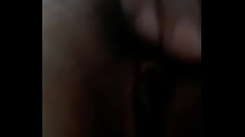 Alguien que me ayude a quitarme esta calentura