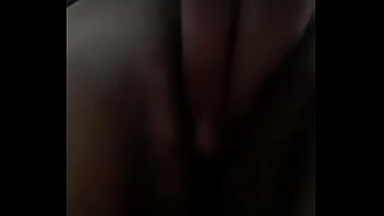 Alguien que me ayude a quitarme esta calentura