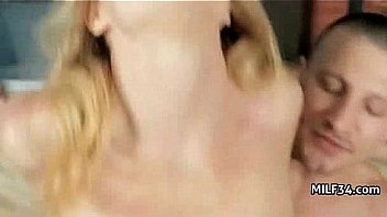 Gorgeous cougar had a horny great time with an