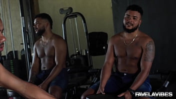 Chocolate e erick frei juntos detonando a priscila numa dp braba do jeito que vocês amam ver priscila belini erick frei chocolate