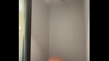 Tô sozinho em casa hj putinha vem dar pra mim