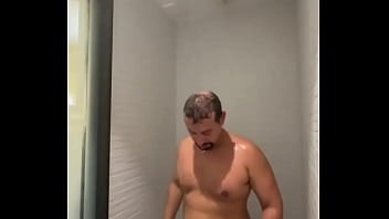 Tô sozinho em casa hj putinha vem dar pra mim