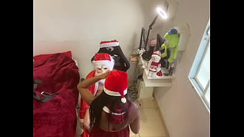 Numa noite de natal a linda da garota levou o pau