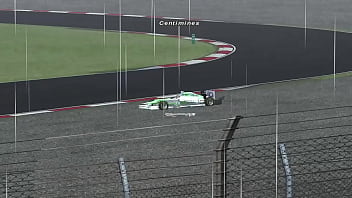 Accidente fuerte centimines gp de malasia 2012