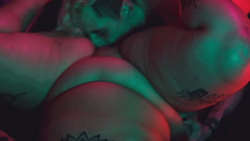 Intense foot sex acidalia mad maxxx & rotten venus