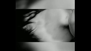 Complaciente con sus nalgas