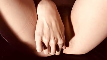 Watch me finger myself