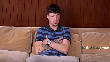 Went to therapist to deal with stepmom issues now i have a new kink