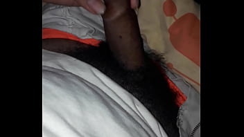 Joven De 19 Años Se Pajea Rico thumbnail