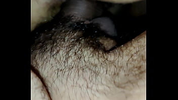 Elle va se faire prendre squiter et même de faire remplir de foutre comme elle aime