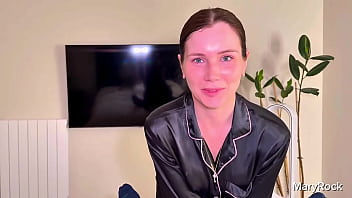 Our first tinder date i asked if he wants to record and he act like a real italian pornostar rt if you find it sexy too