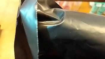 Gordo Teton Se Autopenetra Un Micrófono En El Ano thumbnail