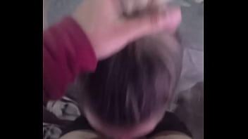 Me encanta chupar pija y llevarla al fondo de mi garganta