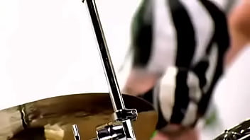 Mudvayne dig official video