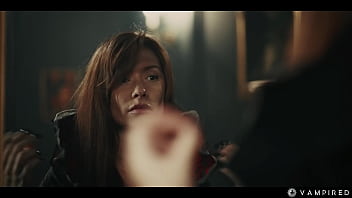 Octokuro cosplays vampirella horny lesbian vampire with huge tits mesmerizes sata jones into hardcore sex