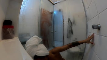 Gozo várias vezes quando estou tomando banho