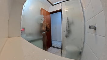 Gozo várias vezes quando estou tomando banho
