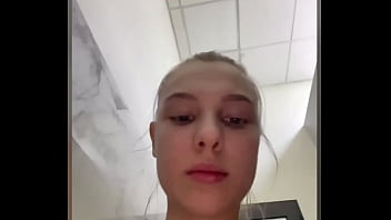 Fingering tight anal close up