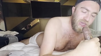 I thought i would be nice and show an american tourists the ropes in london and in return he cover me in his ropes