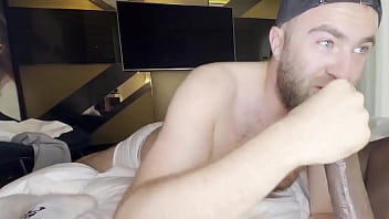 I thought i would be nice and show an american tourists the ropes in london and in return he cover me in his ropes