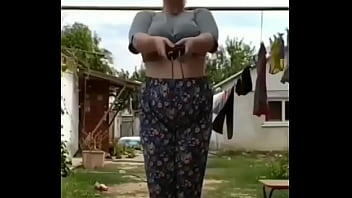 Bouncing boobs stunning workout in home ground