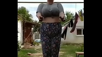 Bouncing boobs stunning workout in home ground