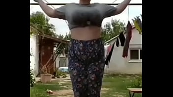 Bouncing boobs stunning workout in home ground