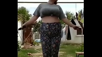 Bouncing boobs stunning workout in home ground