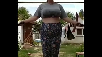 Bouncing boobs stunning workout in home ground