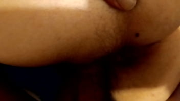 Llena de leche me deja