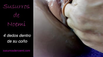 Su vagina llena con mis dedos