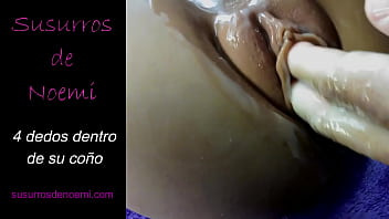 Su vagina llena con mis dedos