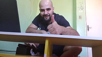 Stinky Feet With 2 Weeks Old Socks thumbnail