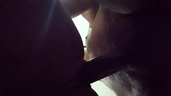 Comiéndome a una culichi nalgona deliciosa