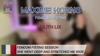 J’ai gémi j’ai tremblé et elle a continué de lix a repoussé toutes mes limites fistin