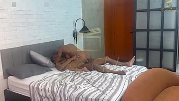 Meu amigo anão me ajudou a comer duas putinhas safadas ninfetinha casada tinha fetiche de dar para um pauzudo e um anão xvideos