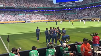 When you look the best you only fuck with the best papi wanted me front row