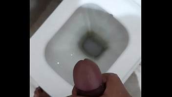 Ejaculate cum it