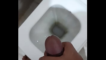 Ejaculate cum it