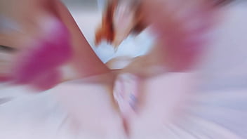 Huge squirting and creamy with big dildo