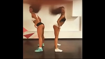 Sexy girls super twerk