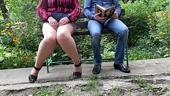 Mother in law with a huge sexy ass pisses next to me