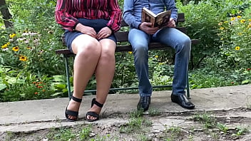 Mother in law with a huge sexy ass pisses next to me