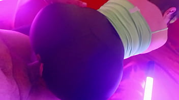 La mejor amiga de mi esposa es una puta le encanta follar por dinero a escodidas de su marido 3