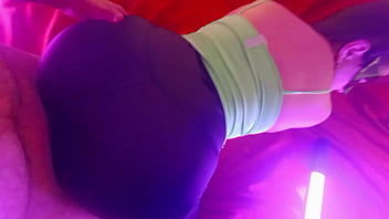 La mejor amiga de mi esposa es una puta le encanta follar por dinero a escodidas de su marido 3