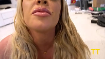 Horny gf vivianne de silva wants to fuck but bf teddy tarantino is busy tt s1e5