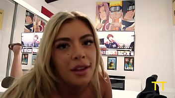 Horny gf vivianne de silva wants to fuck but bf teddy tarantino is busy tt s1e5