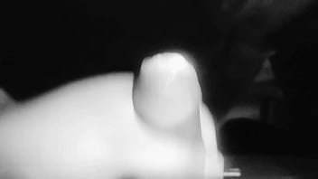 Latino se masturba pensando en su ex