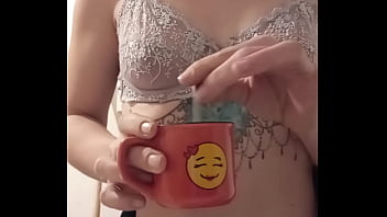 Bonjour mes coquins je vous offre le café et n'oubliez pas rdv ce soir